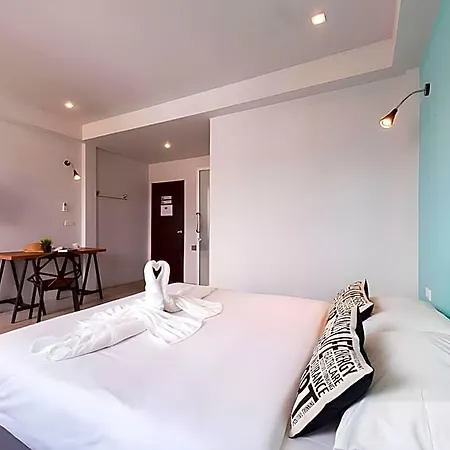 Hip Hostel Patong-2
